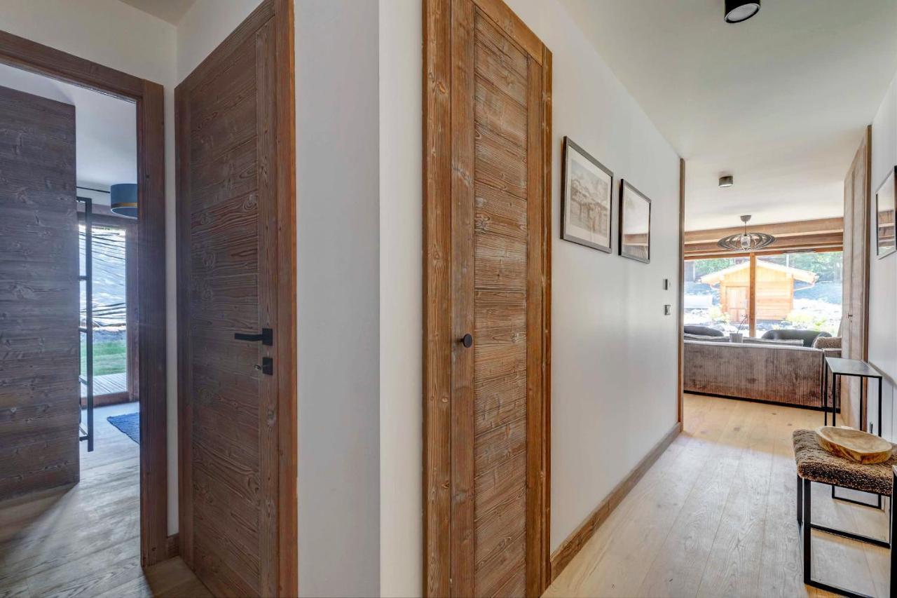 4-Room Apartment With Garden, Gym And Shared Spa เมอแฌฟ ภายนอก รูปภาพ