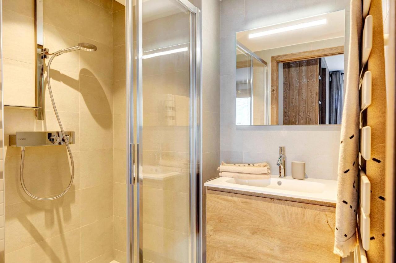 4-Room Apartment With Garden, Gym And Shared Spa เมอแฌฟ ภายนอก รูปภาพ